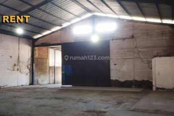 Murah Gudang Dekat Tol di Cicukang Holis, Bandung