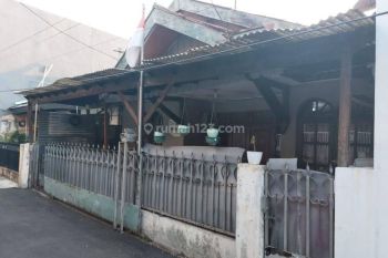 Rumah Tua Hitung Tanah Di Tebet
