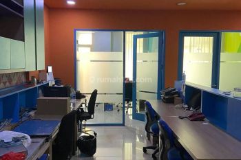 Dijual Cepat Ruko Siap Pakai Bagus Dan Rapih di Kirana Boutique , Harga Ok ,