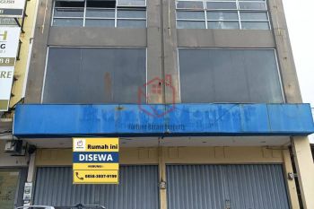 No. 70 - Di sewa Ruko 2 unit 3 Lantai di Komplek Ruko Baloi Kusuma Business Kota