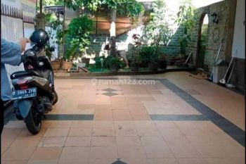 Rumah Full Furnish Strategis di Turangga Bandung Tengah Kota