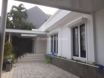 Rumah di Jalan Cipete Jaksel SHM Kondisi Bagus