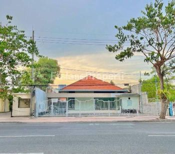 Disewakan, Rumah Komersil Raya Gubeng, Surabaya