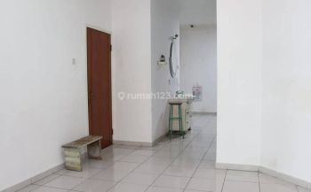 Disewakan Rumah Siap Huni 2 LANTAI di Janur Elok, Kelapa Gading