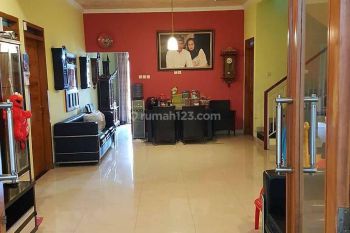 Rumah Bagus Strategis dalam Komplek di Buah Batu Ciganitri