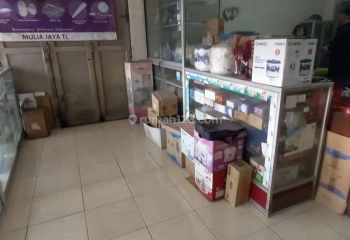 Dijual RUKO 2lantai di Jl pungkur dekat itc
kebon kelapa Bagus