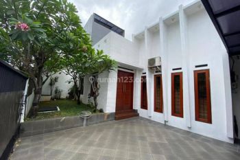 For Sale rumah di Haji Nawi, Jakarta Selatan