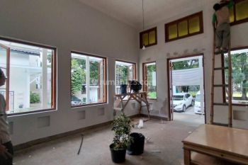 Ruang Usaha Sudah Renovasi Dekat Area Perhotelan Tengah Kota Bandung