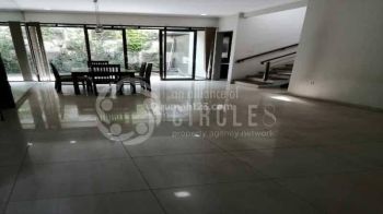 Mantull Tenan Rumah Impian di Komplek Pondok Hijau Indah Bandung