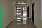 thumbnail-jarang-ada-rumah-gress-cisaranten-dkt-bandung-140m2-1