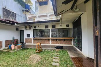 Disewakan tempat usaha puri kembangan pinggir jalan strategis