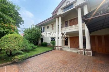 Jual Rumah Cantik Taman Kedoya Permai, Jl. Perjuangan, Kebon Jeruk, Jakarta