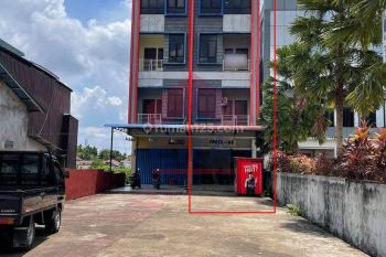 Ruko Furnished Tepi Jalan M. Yamin, Parkir Luas di Prof M Yamin