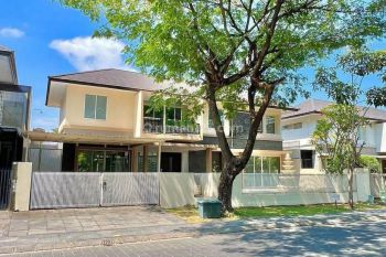 Dijual Rumah 2 Lantai Graha Natura Semi Furnished HGB Surabaya