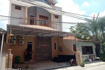 Kost Ekslusif seturan 14 kamar dekat kampus