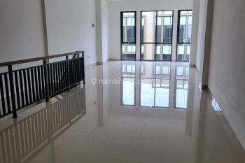 Disewakan Ruko 3 lantai di Ice Bussines Park Bsd unfurnished
