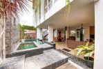 thumbnail-villa-for-sale-located-in-tegal-cupek-kerobokan-the-surrounding-area-has-many-4