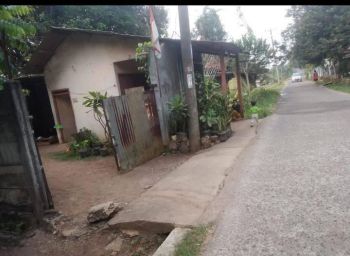 Jual butuh tanah+bangunan Cileungsi