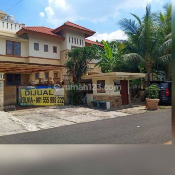 Jual Rumah mewah ada kolam renang Kemang selatan jaksel