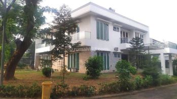 Rumah Mewah Nyaman Hoek Murah BSD Lokasi Bagus Strategis