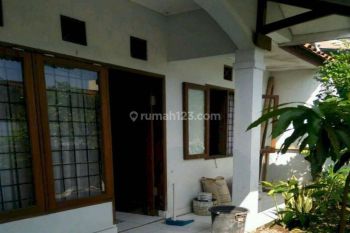 Rumah Asri Cantik Terawat di Griya Mitra Posindo Cileunyi Cinunuk