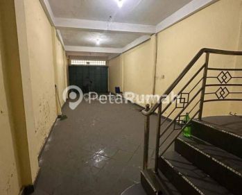 Ruko di Jalan sutrisno