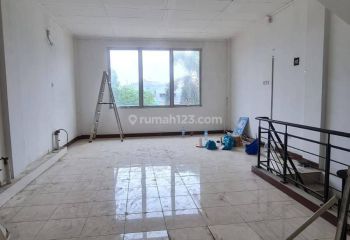 Disewakan Ruko di Harapan Indah Bulevar Hijau Bekasi Barat