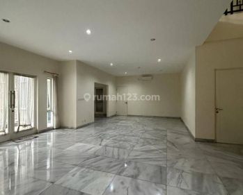 B012 Disewakan Rumah Pejaten Cocok Untuk Kantor Semi Furnished