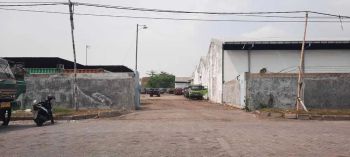 sewa surimulia komplek pergudangan margomulyo luas tanah 2441