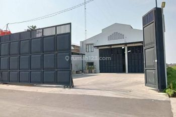 Gudang Luas Tampak Baru Dekat Jl. SOLO - JOGJA