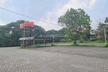 Tanah datar paving block siap pakai di Bintaro