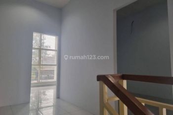 Ruko 2 Lantai Rapi Di Gading Griya Lestari