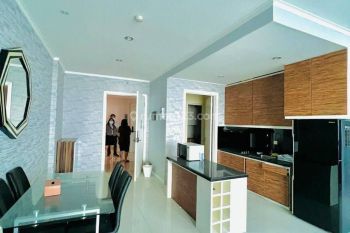 Jual Apartemen Via Ciputra World 3+1 BR Lantai 21 Fully Furnished