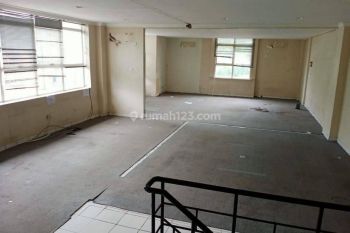 Disewa ruko gandeng 3 dgn 3 lantai mutiara taman palem uk 6,75x15m