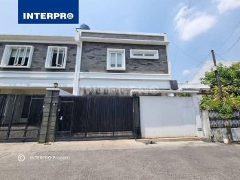 Rumah Minimalis 2 Lantai Full Furnished Lt 176m2 Siap Huni
