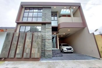 RUMAH LUX MEWAH 2 LANTAI YOGYAKARTA MONJALI