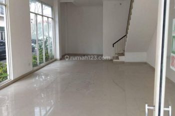 P 10.21 Disewakan Ruko Crown Green Lake City Ready Januari 2024