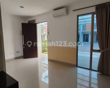 Disewakan Murah Rumah Pik 2 Uk 6x10 2 Kamar Semi Furnish 53jt th