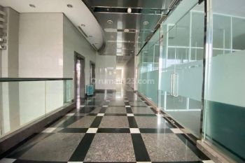 Dijual Gedung Perkantoran 8 Lantai di Area Bisnis Kota Bandung