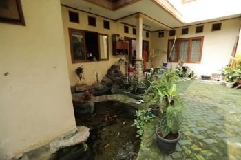 Hot Sale Rumah mewah lingkungan nyaman dan aman di Depok