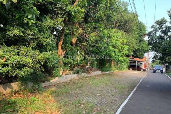 Dijual Tanah Strategis Dgn Jalur Tembus Belakang di Gombel Permai