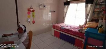 Sewa rumah graha Padma semi furnish