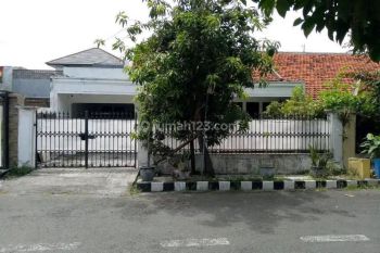 Rumah di Rungkut Asri, Surabaya