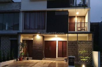 Rumah Mewah 2 Lantai Siap Huni Furnished Di The Oasis Pinewood