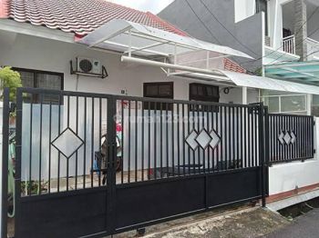 Rumah Siap Huni di Cawang Kapling