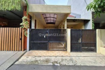 Rumah Murah Kokoh Strategis di Perumahan Grand Galaxy Bekasi