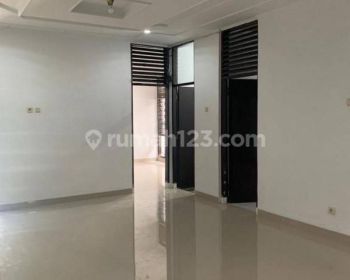 Rumah Nyaman Siap Huni di Komplek Sumber Sari