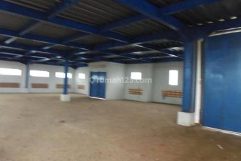 Pabrik Non Aktip Pinggir Jalan Raya Kalijati Purwadadi Dekat Gerbang Tol