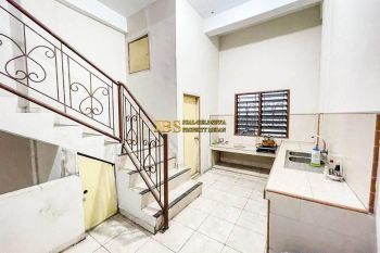 Dijual Ruko Siap Huni Jalan Brigjend Katamso Depan Mall Suzuya