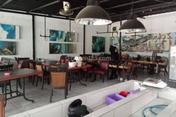 Ruang usaha di Mainroad Braga, Bandung Bagus